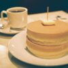 創業50年、錦糸町「喫茶ニット」のやさしくてふっかふかなホットケーキ | ROOMIE（ル